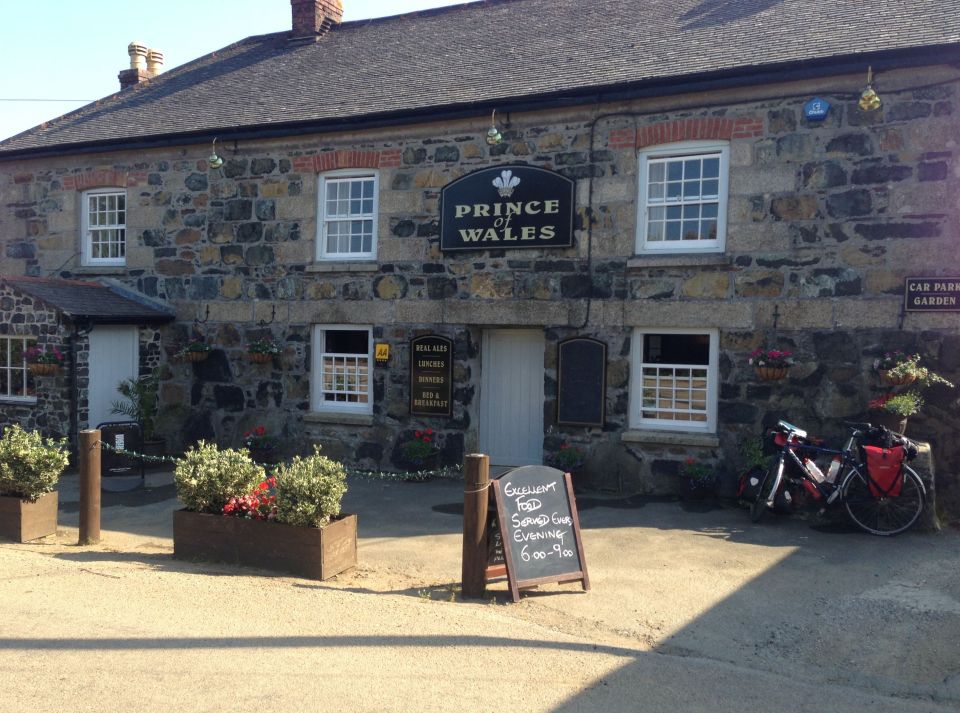 Prince of Wales pub, Newtown-in-St.-Martin