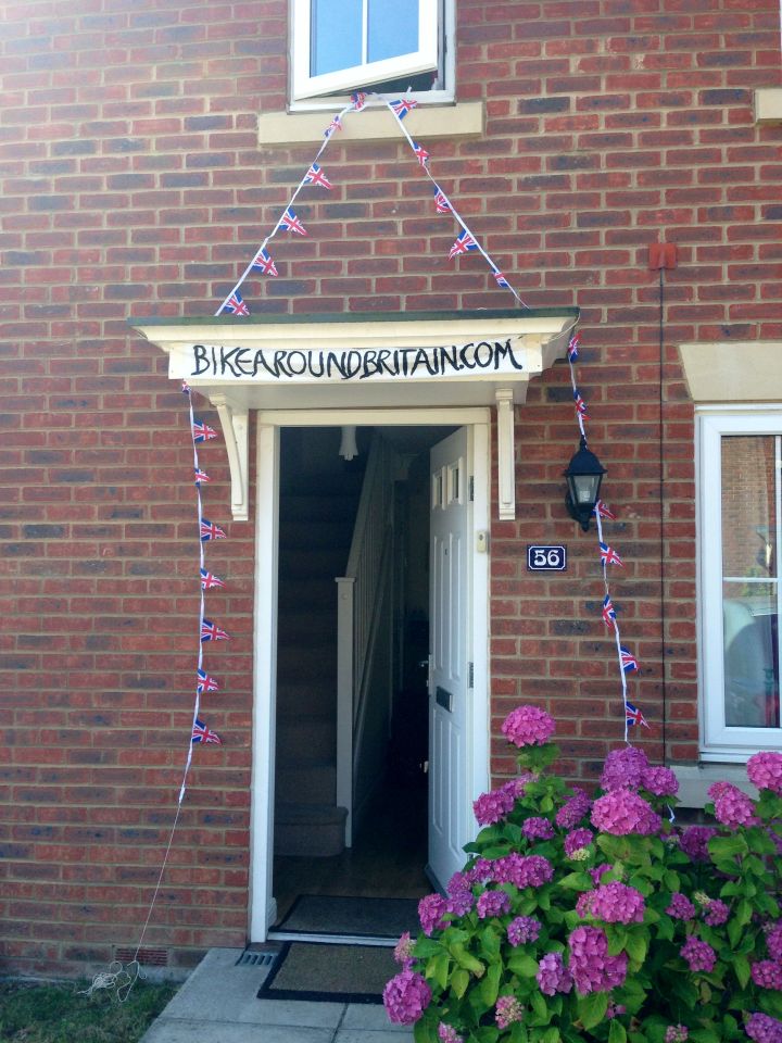 Bike around Britain - bunting